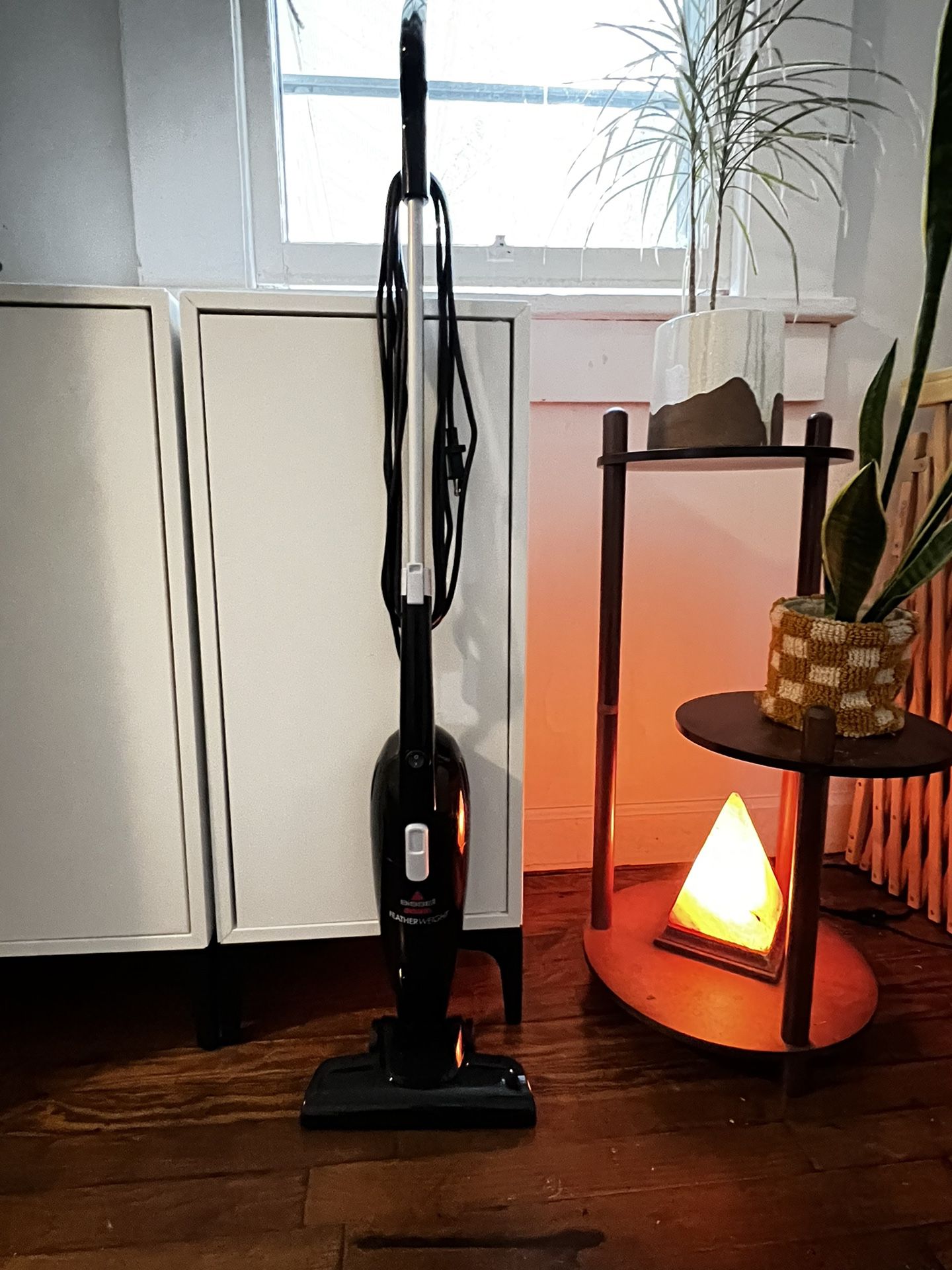 Bissell Featherweight Vacuum 