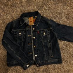 levi’s jean jacket, dark wash, size youth XL
