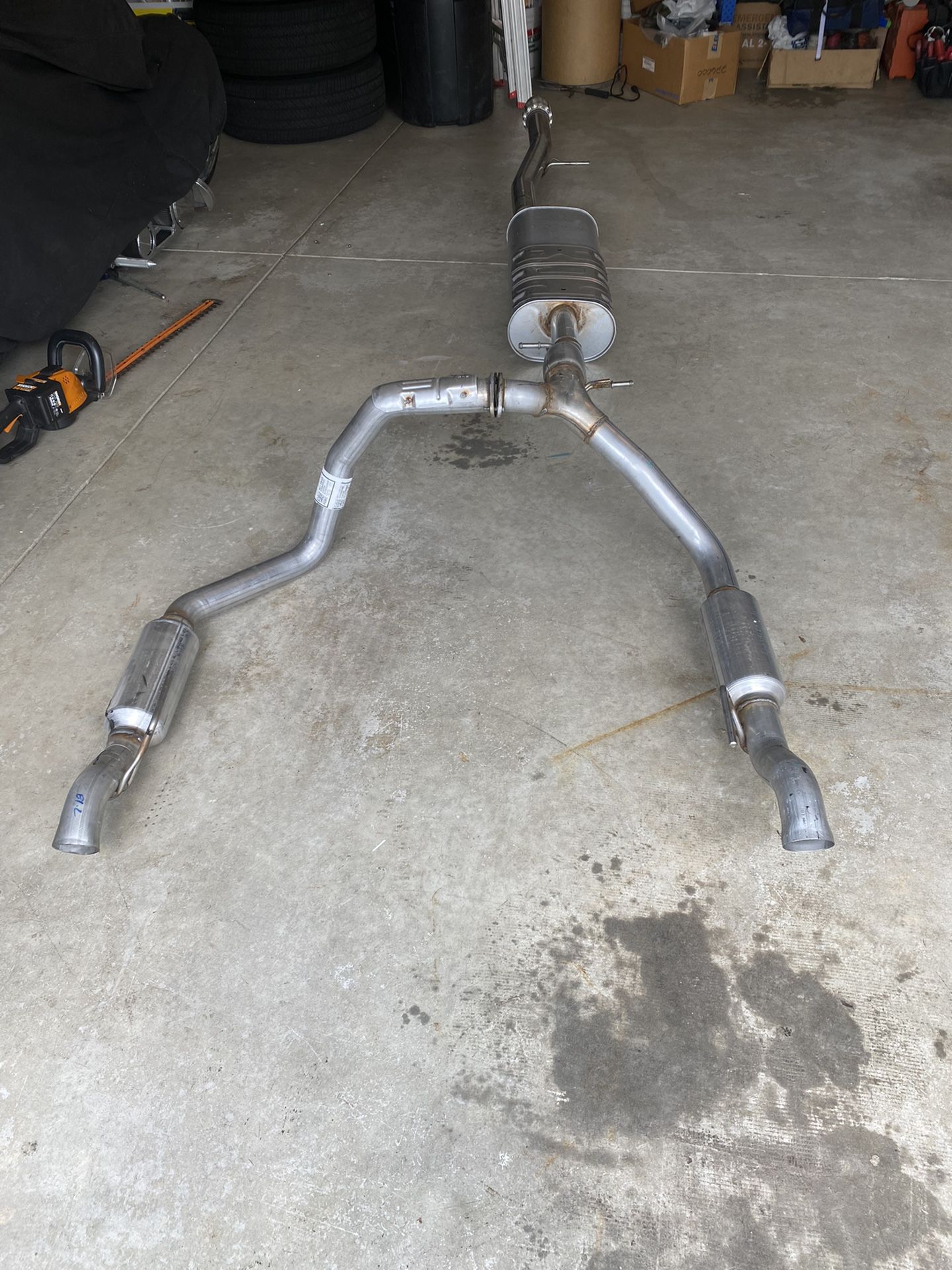 Gmc 2021 Catback Exhaust system Only 6 miles on it from the factory before it was removed Make A Offer