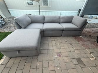 Sectional couch