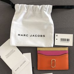 Authentic Marc Jacobs WOMEN'S SNAPSHOT  Card Case  Bag