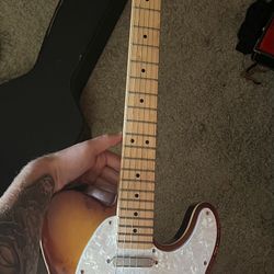  Electric guitar/Case