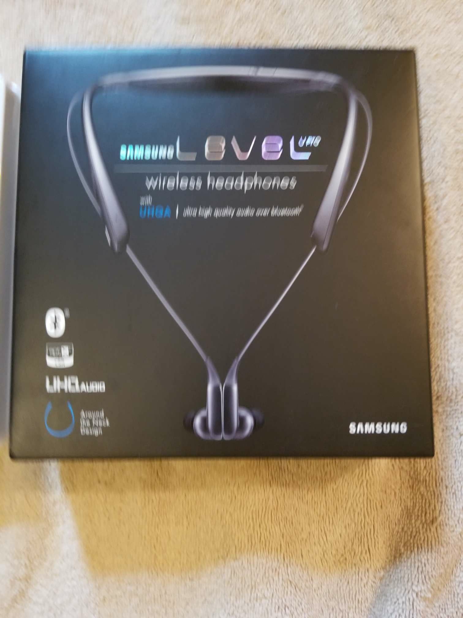 Samsung level U Pro Bluetooth headphones