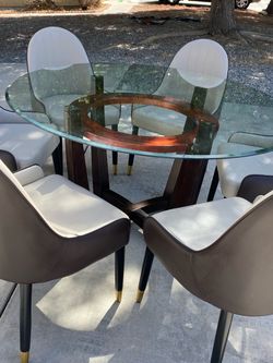 Dining table set