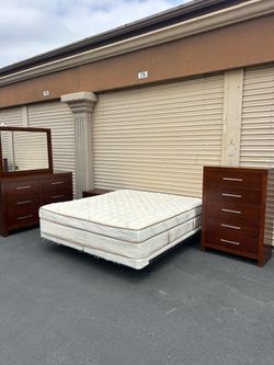 King size bedroom set