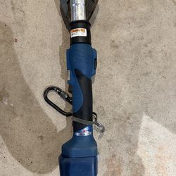 Husky press tool