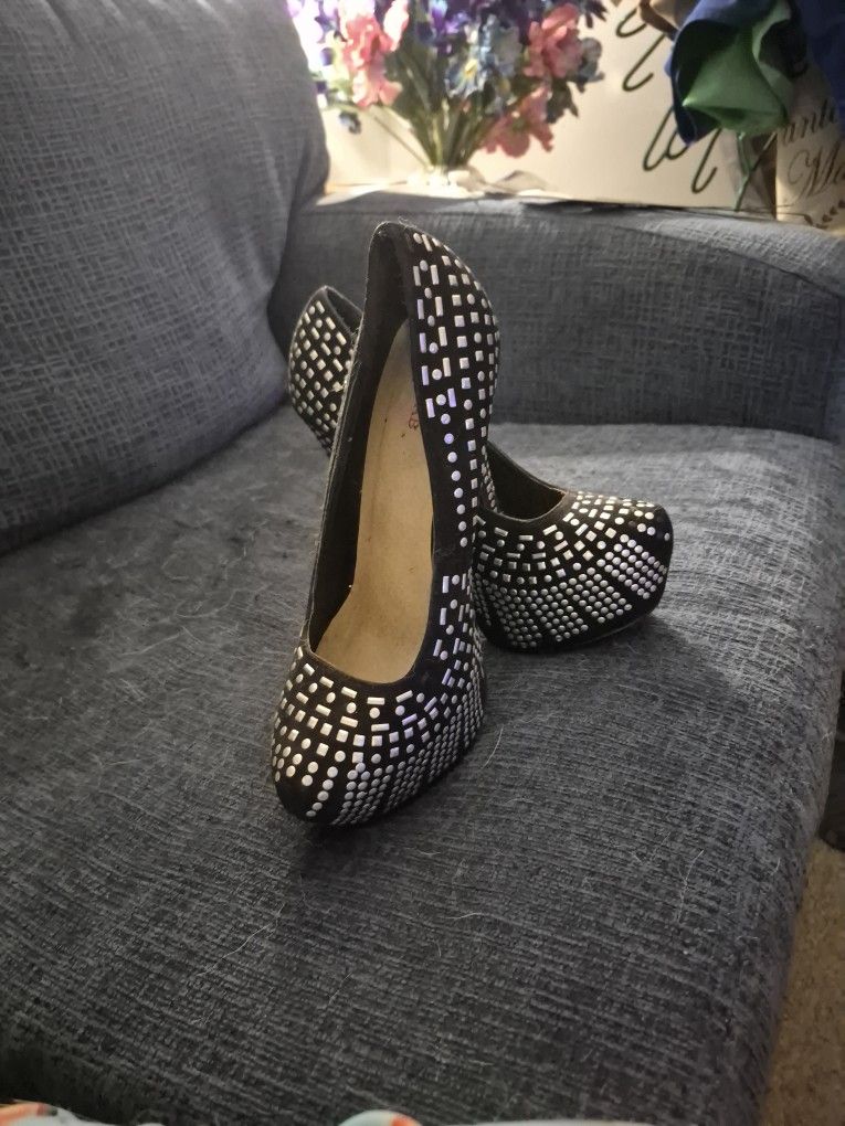 Black Metal Studded 6 Inch Platform Heels