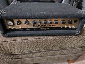 BEHRINGER BX4500H BASS AMP(NEEDS WORK) $40