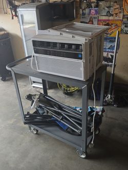 Metal utility cart