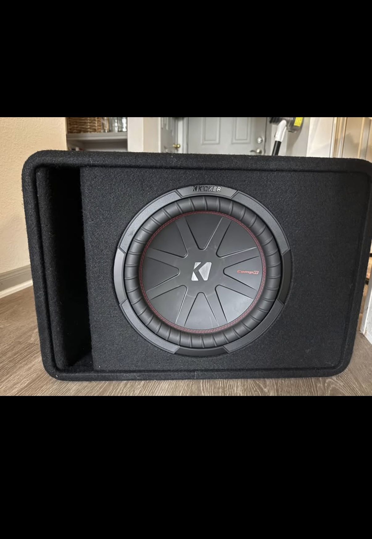 Kicker Comp R 12” Subwoofer With Kicker Amp