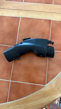 Lectron Tesla to J1772 adapter