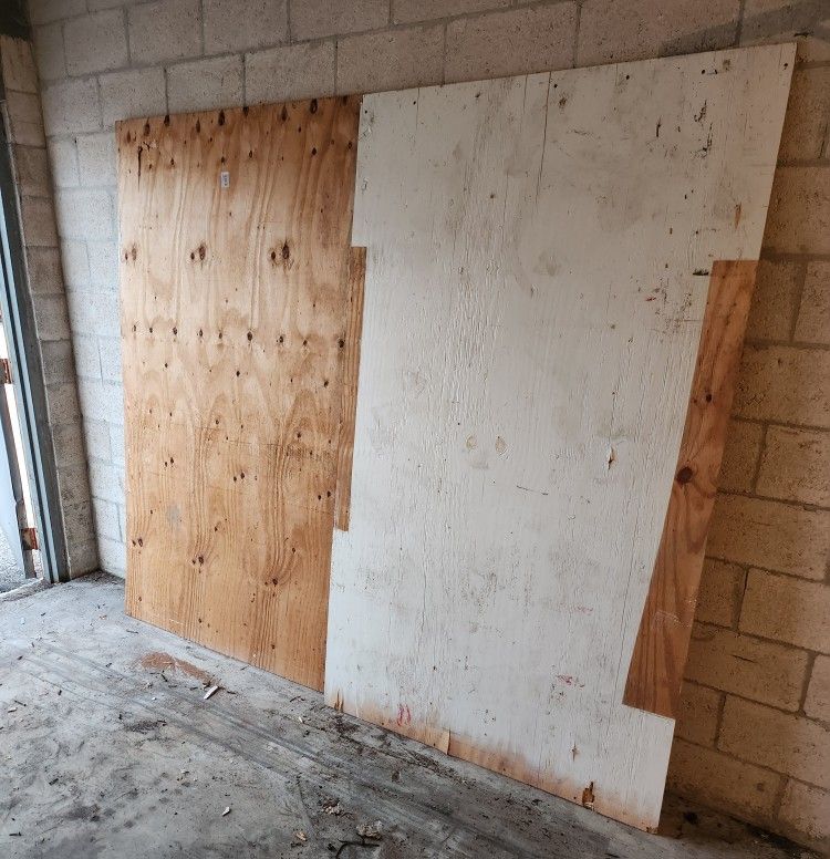 Georgia-Pacific Sheets Of Plywood