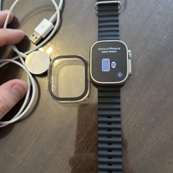 Selling Apple Watch Ultra 49MM Cellular Titanium in very good condition 