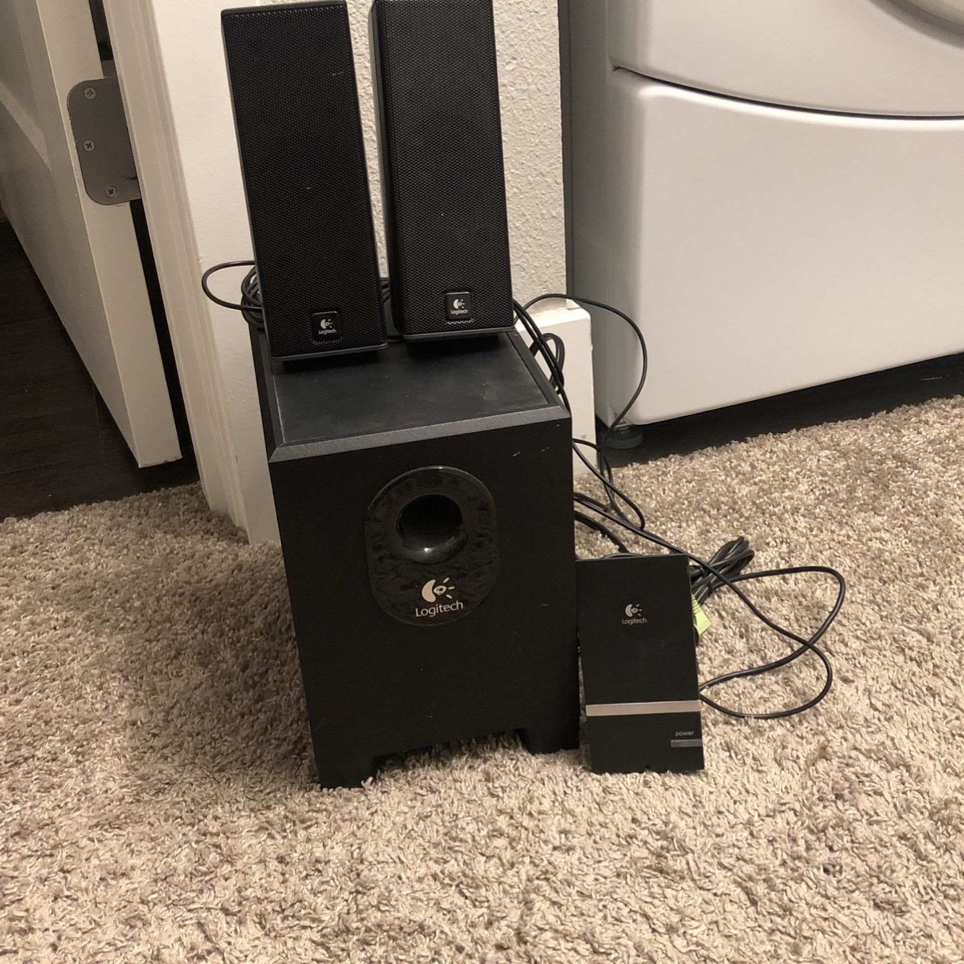 Logitech Speaker System