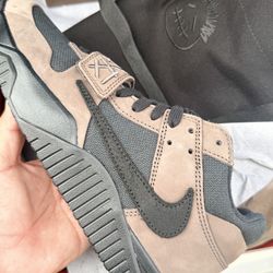 Travis Scott X Jumpman Jack With Tote Bag Sz 10.5 