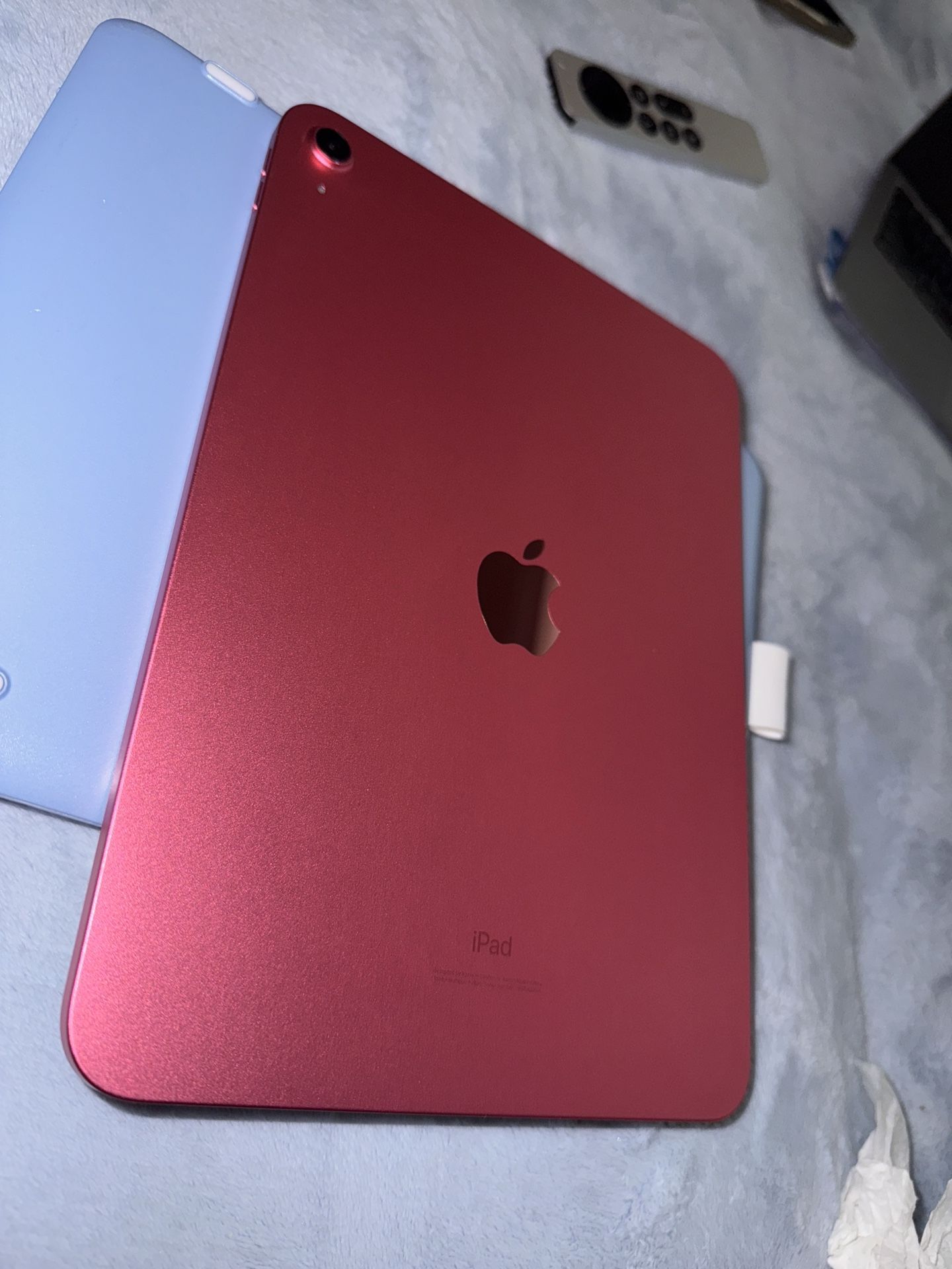 iPad 10th Gen (Pink, Wi-Fi) + Blue Keyboard Case – Great Condition!