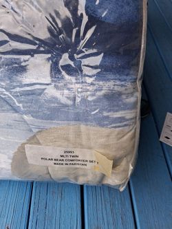 Comforter set twin