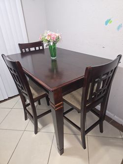 Hermoso 💚 Comedor De 3 Sillas
