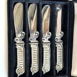 Vintage Bombay Company Silver Plated Weighted Spreading Knives Set Of Four