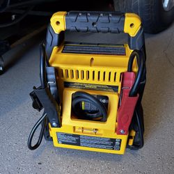 BATTERY JUMP  STARTER +Air Compressor +Power Supply +LED lights  CAT