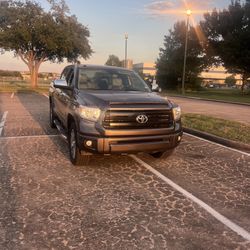 2017 Toyota Tundra