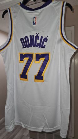 Luka Doncic Jersey Lakers $50 XL Firm On Price