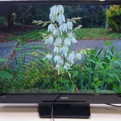 TV Sanyo FW32D06F 32" Class HD LED LCD HDTV VGA HDMI USB Monitor TV - Black