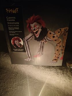 Brand new in box Carnaval creeper