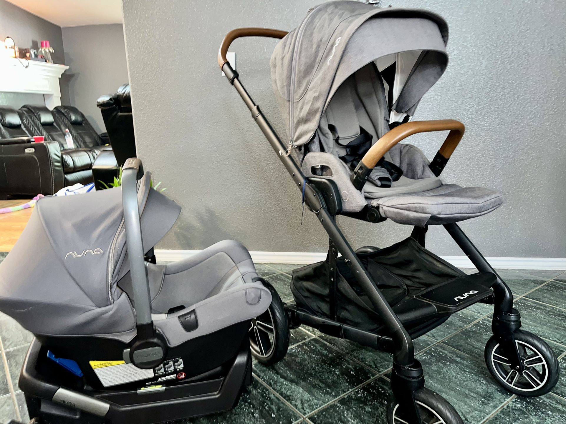 Car seat And Stroller NUNA BRAND 8/10