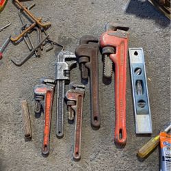 Pipe Wrenches 