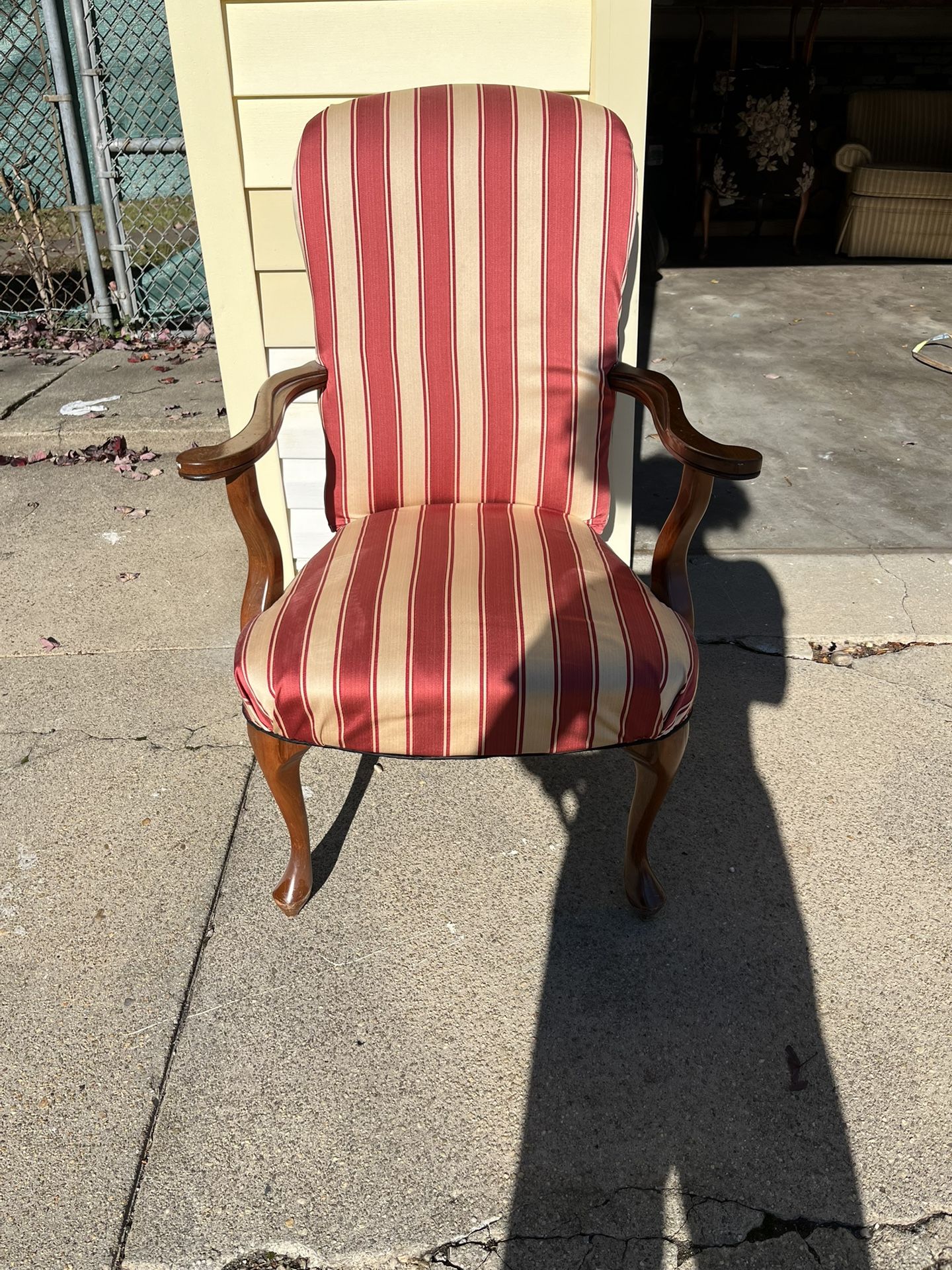 2 chairs (one in photo but they are the same)