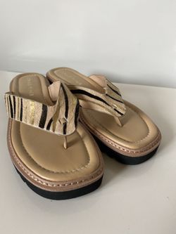 New Donald Pliner Sandals