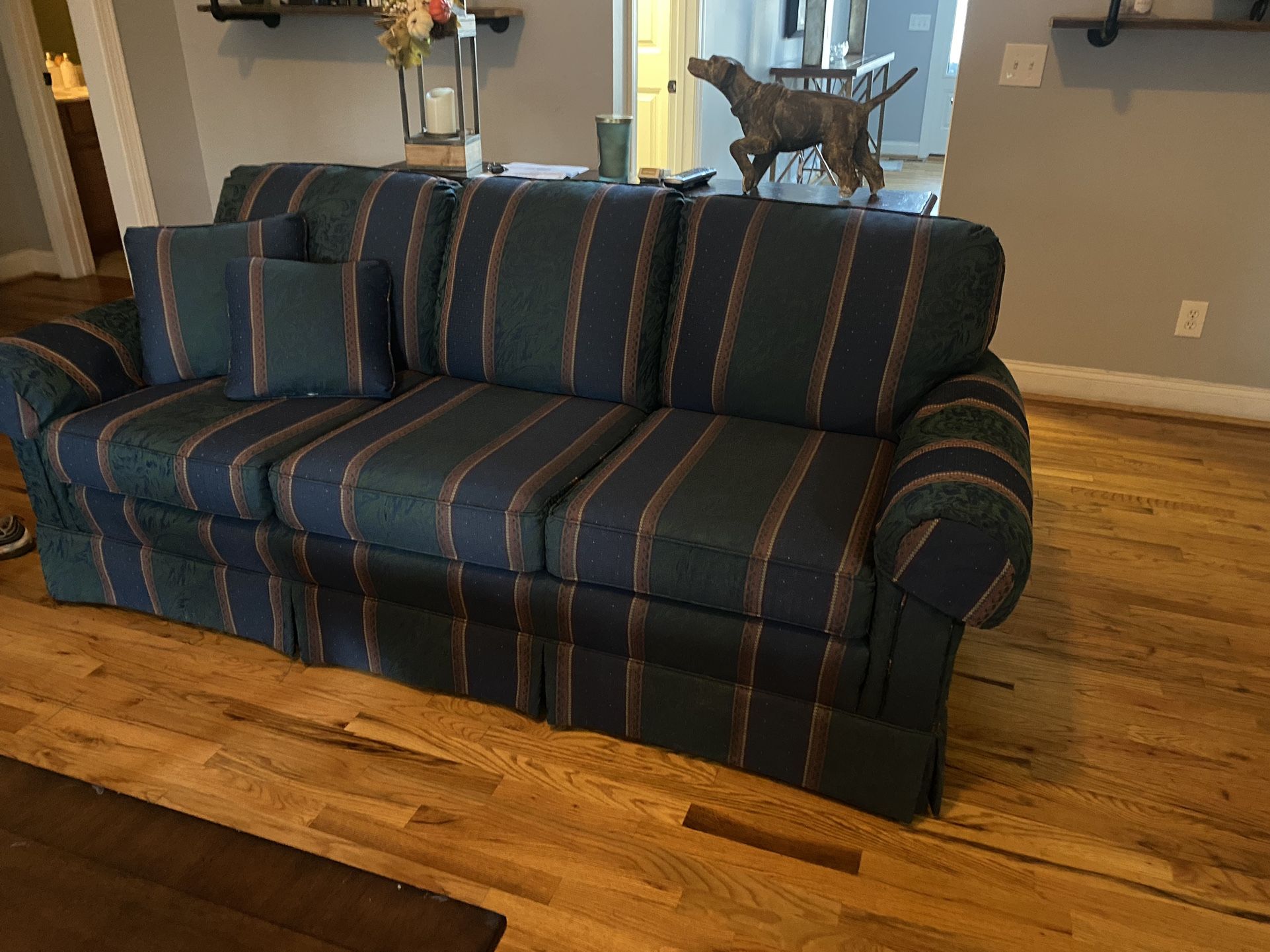 Sofa Set
