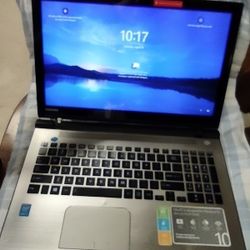 Toshiba 15.6" Touchscreen Laptop 