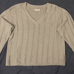 Aeropostale shirt V neck line