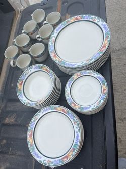 Tienshan Stoneware 8 Pc Dinnerware