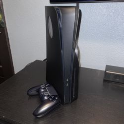 PlayStation 5 Slim (Disc) with Controller