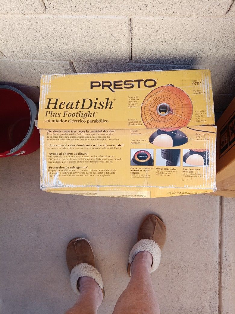 Presto Heat Dish With Footlight
