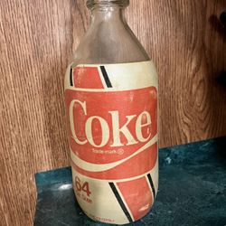 Vintage 64 oz Coca Cola 