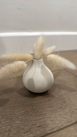 CB2 Decor