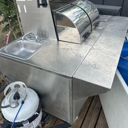 Stainless Steel Food Cart – Fully Equipped & Ready for Business