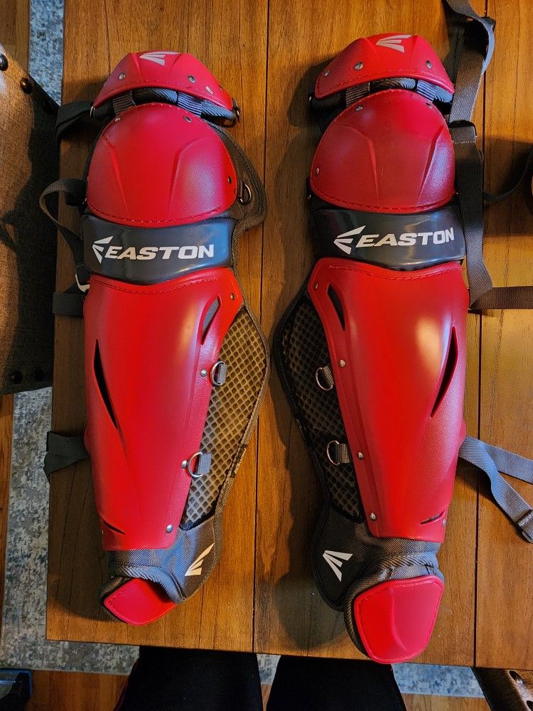 EASTON SHIN GUARDS