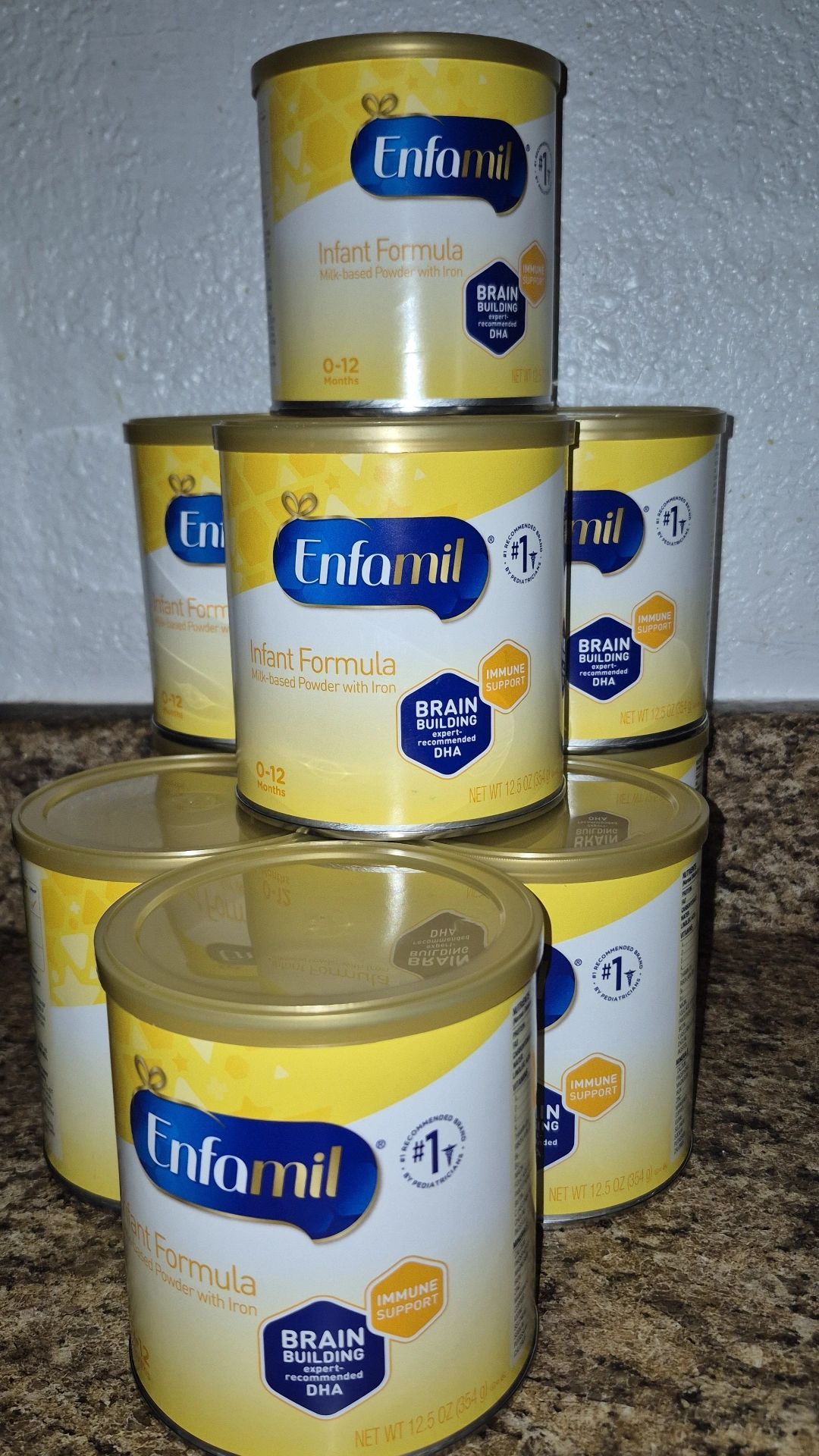 Baby clothes, baby bathtub, 3 formulas... $80 for all