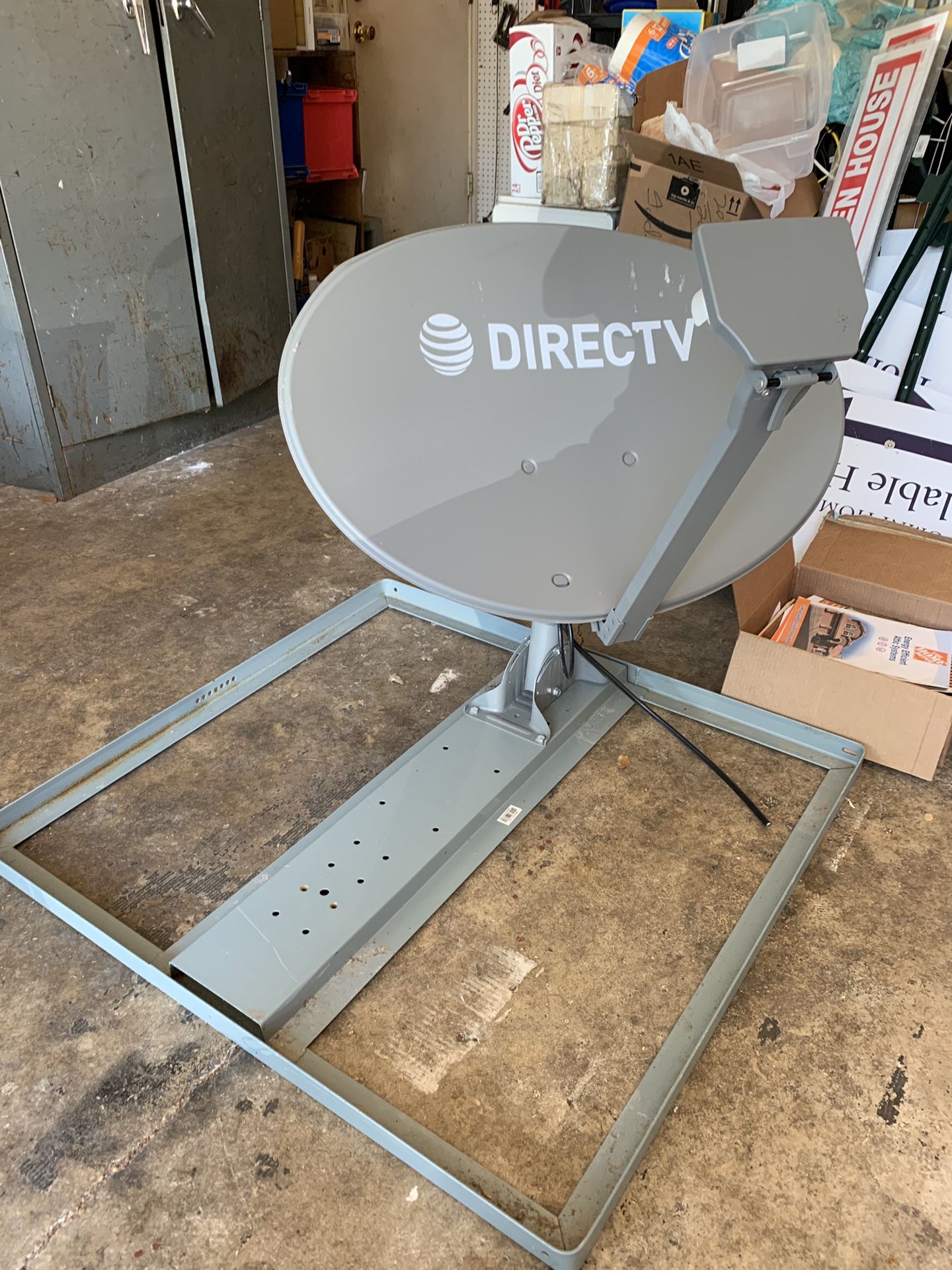 DIRECTV HD 4K Dish with ROOF Mount for Sale in San Antonio, TX OfferUp
