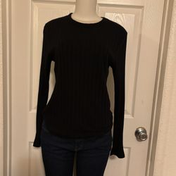 Women’s medium  Top 