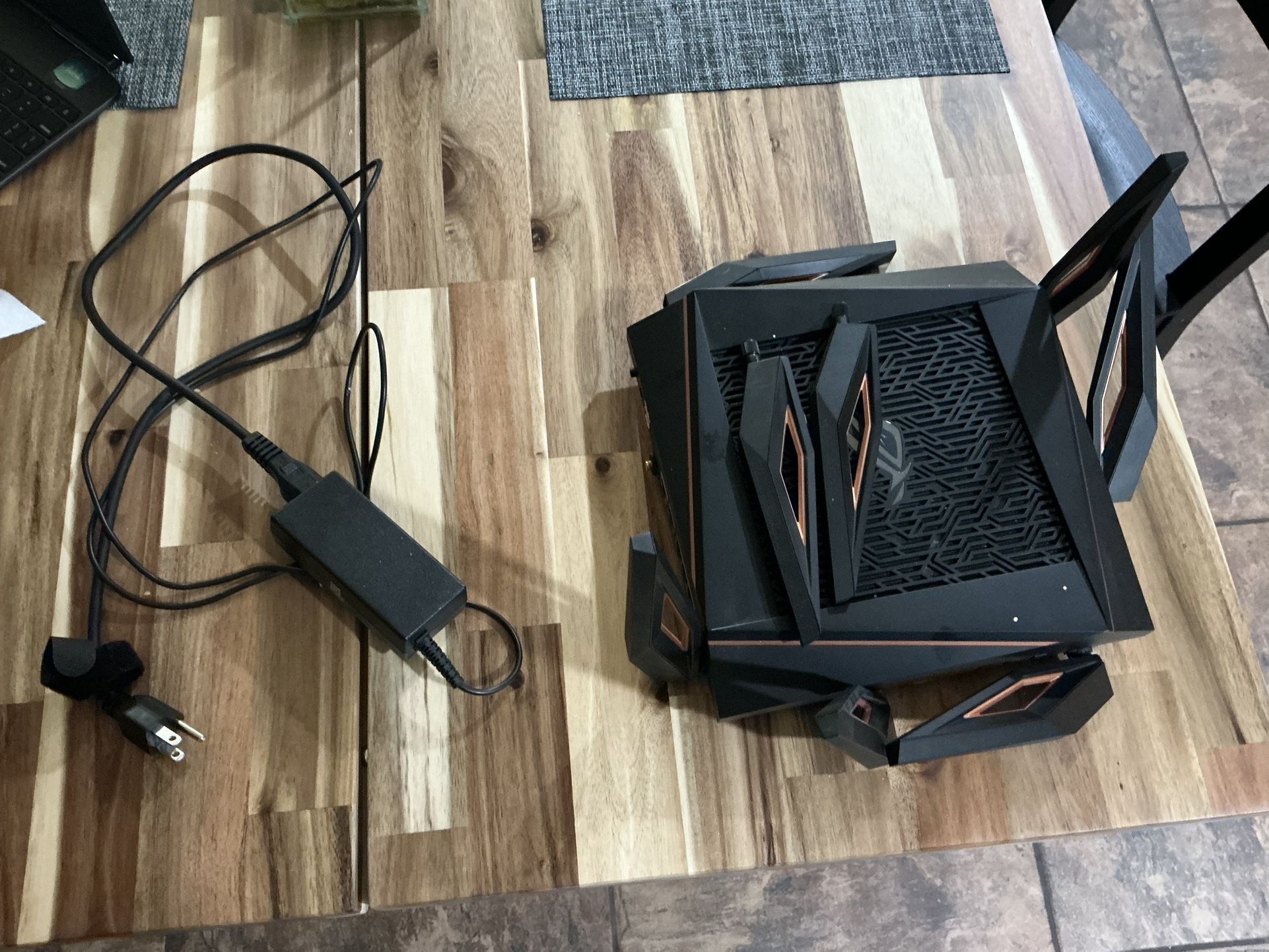 ASUS ROG Rapture WiFi 6 Wireless Gaming Router (GT-AX11000)