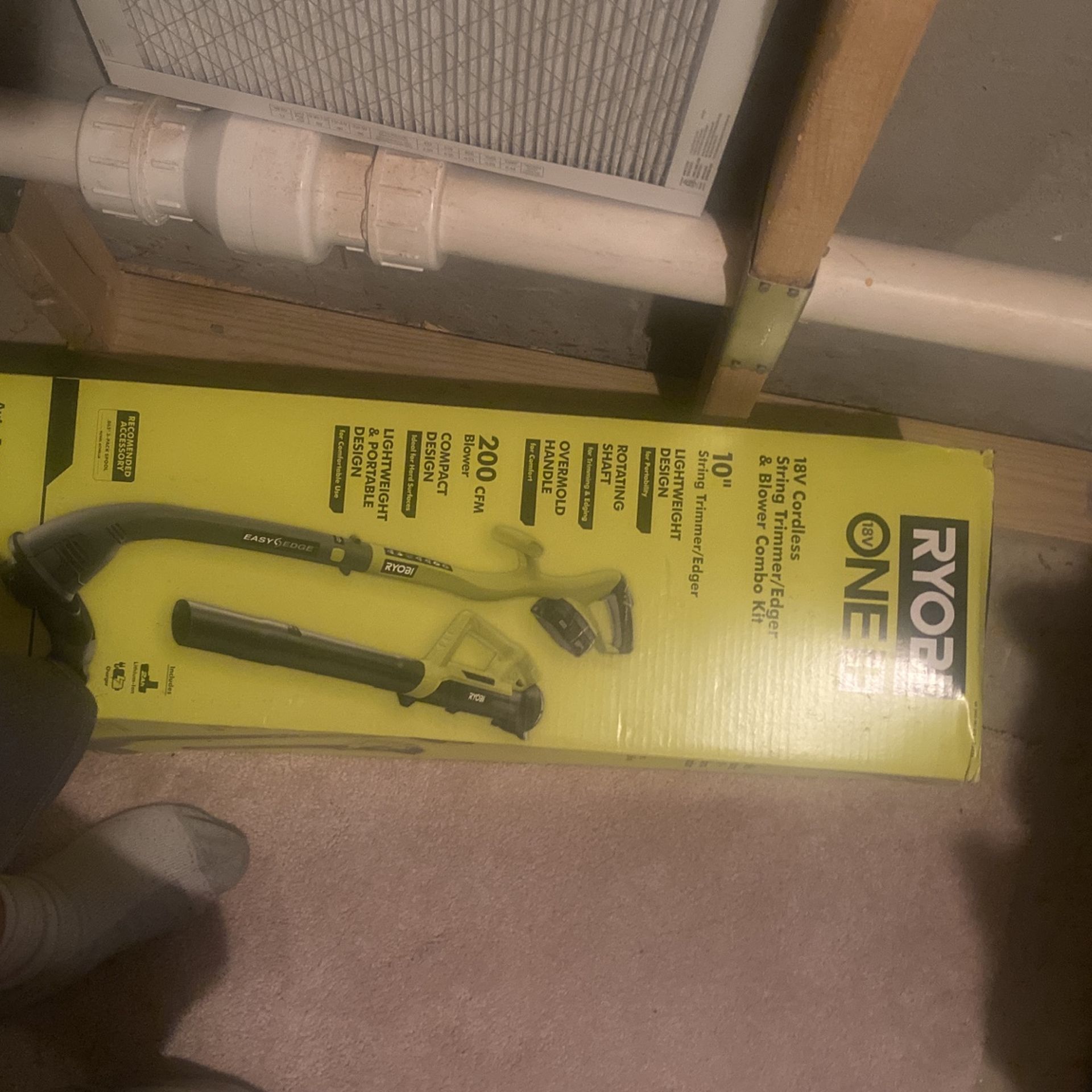 Ryobi Leaf Blower And Trimmer Kit