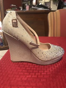 Shoes 8 1/2