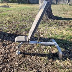 Adjustable Weight Bench