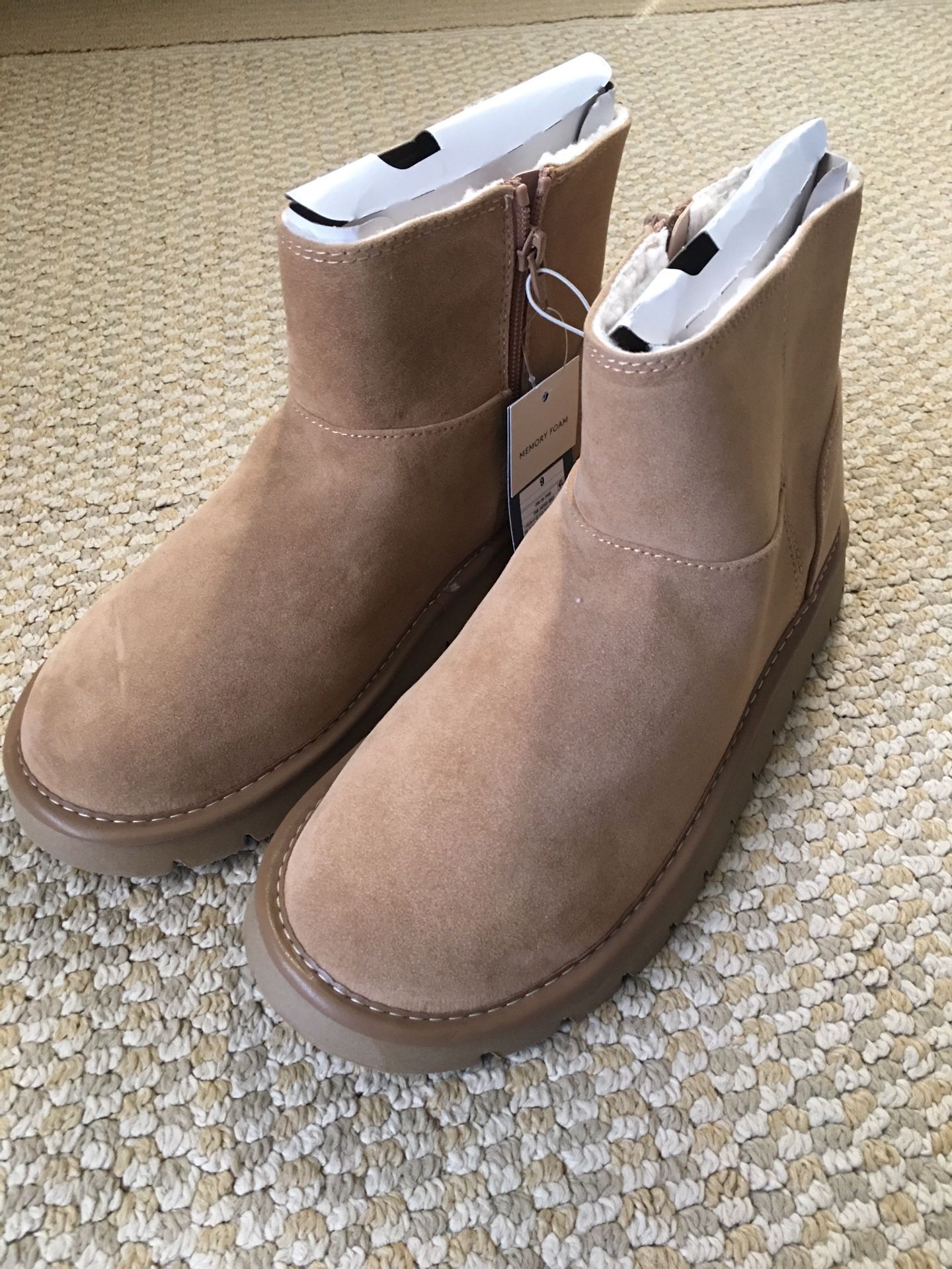 Women’s Shoes Size 9